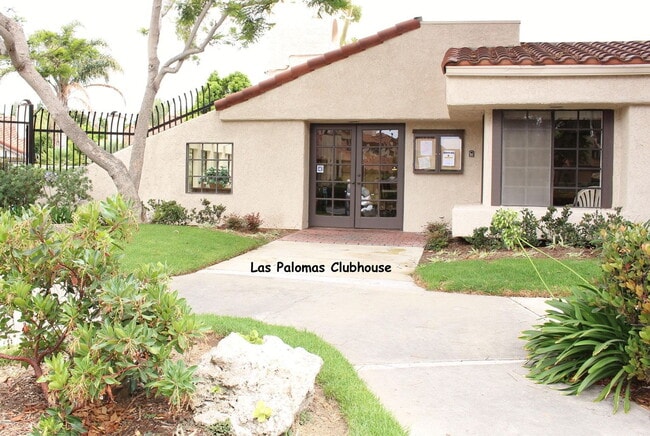 480 Las Palomas Dr in Port Hueneme, CA - Building Photo - Building Photo