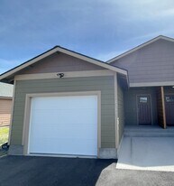 4245 Wyoming St in Klamath Falls, OR - Building Photo