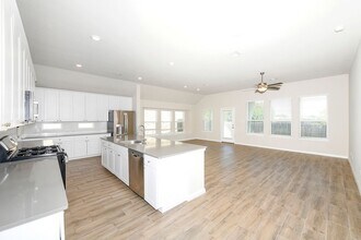 15225 Cheshire Way in San Antonio, TX - Building Photo - Building Photo