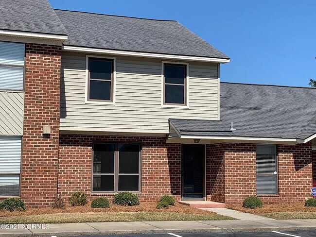 property at 8 Upton Ct