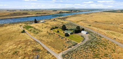 80 Rocky Rd in Pasco, WA - Foto de edificio - Building Photo