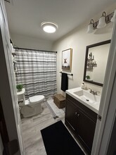 19D Sigourney St in Worcester, MA - Building Photo - Building Photo