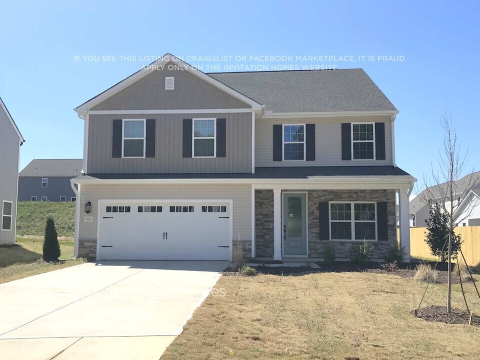 502 Azalea Gaze Dr in Youngsville, NC - Building Photo