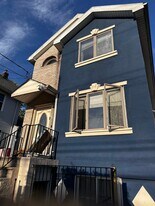 429 Morningstar Rd, Unit Basement studio in Staten Island, NY - Building Photo