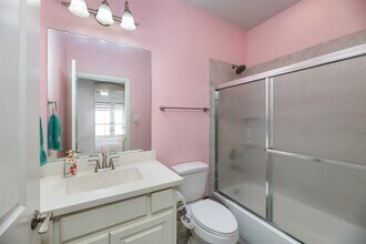 1104 Knoll St in Krugerville, TX - Building Photo - Building Photo