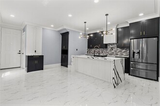 7912 Ave E in Houston, TX - Building Photo - Building Photo