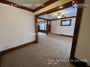 2742 N 40th St, Unit Upper in Milwaukee, WI - Building Photo - Building Photo