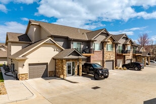 Bellbrook Townhomes in Gretna, NE - Building Photo
