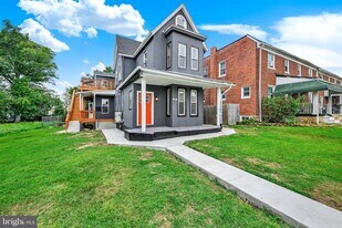 618 Chestnut Hill Ave in Baltimore, MD - Building Photo