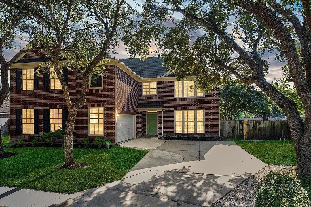 3427 Shadowchase Dr in Houston, TX - Building Photo