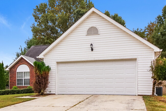 property at 2222 Sloan Dr