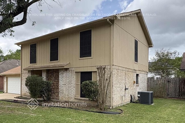 9422 Cedar Point Cir in Houston, TX - Building Photo - Building Photo
