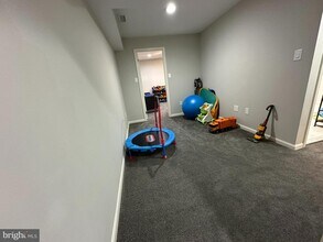 13216 CHESTNUT OAK Dr in Gaithersburg, MD - Building Photo - Building Photo