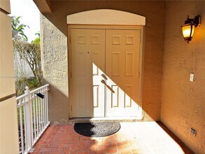 1007 Bamboo Ln in Weston, FL - Building Photo - Building Photo