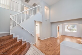 992 Leadville Meadows Dr in Henderson, NV - Foto de edificio - Building Photo