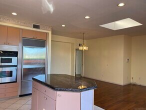 6535 Caminito Northland in San Diego, CA - Building Photo - Building Photo