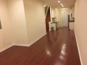 2408 E York St-Unit -2 in Philadelphia, PA - Building Photo - Building Photo