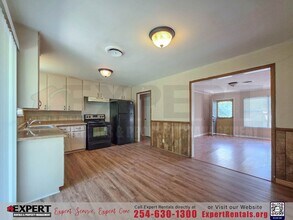 1204 Connell Dr in Killeen, TX - Building Photo - Building Photo