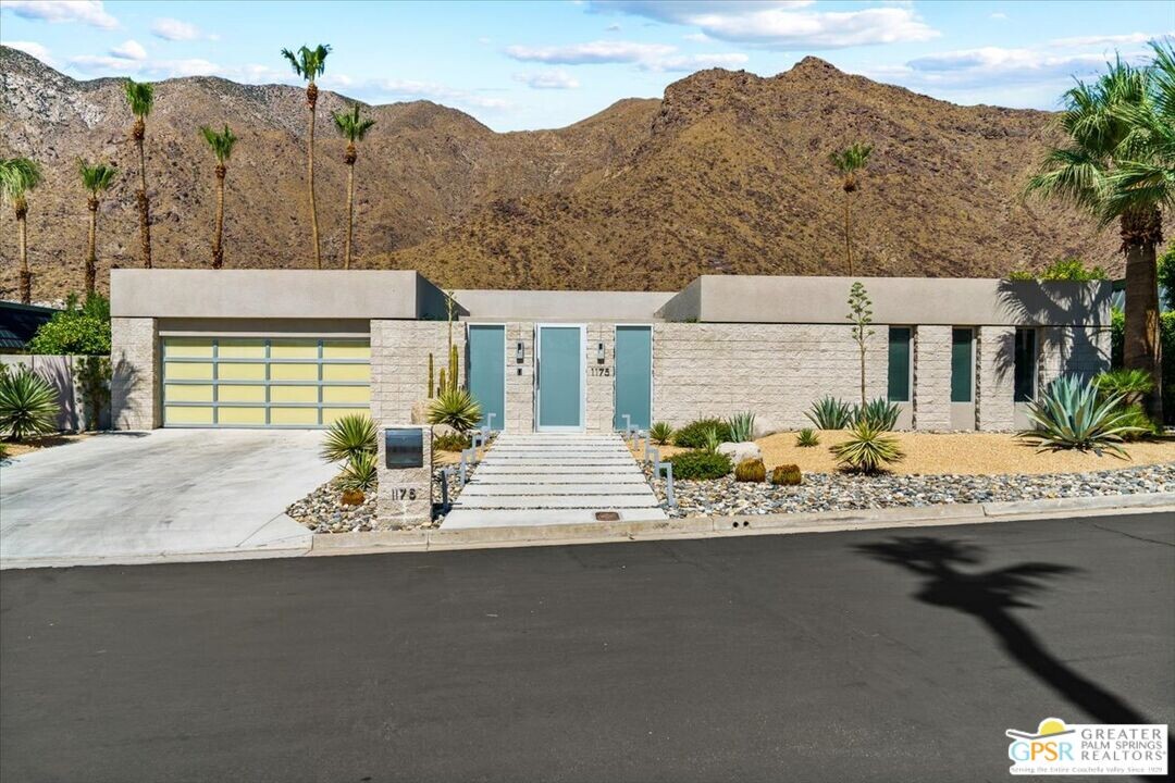 1175 Los Robles Dr in Palm Springs, CA - Building Photo