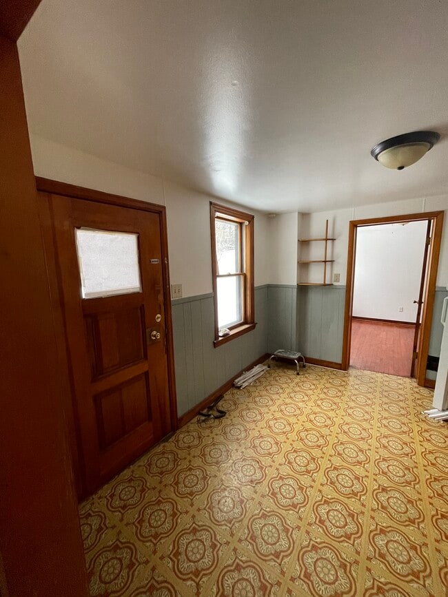 119 N Wilbur Ave, Unit First Floor