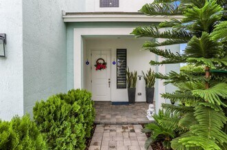 5552 Quiet Lake Pl in Westlake, FL - Building Photo - Building Photo