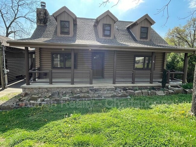 property at 2414 Briggs Ave