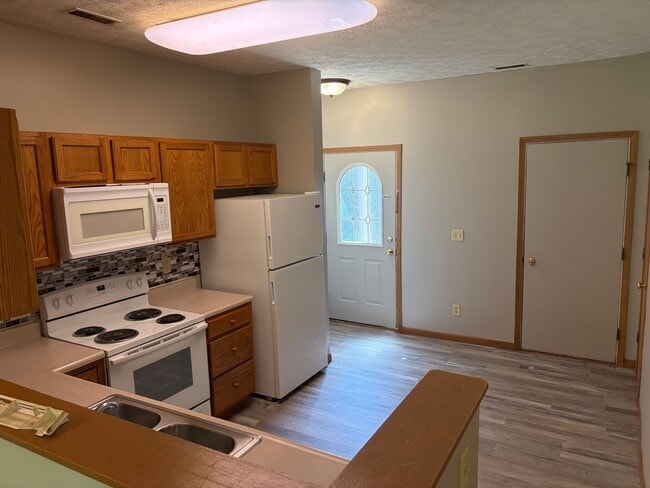 3 Bedroom 3.5 Bath Townhouse in West Lafayette, IN - Building Photo - Building Photo