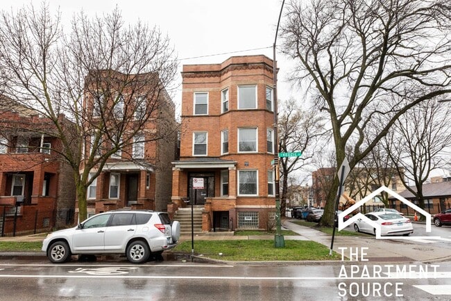 1456 N Kedzie Ave in Chicago, IL - Building Photo - Building Photo