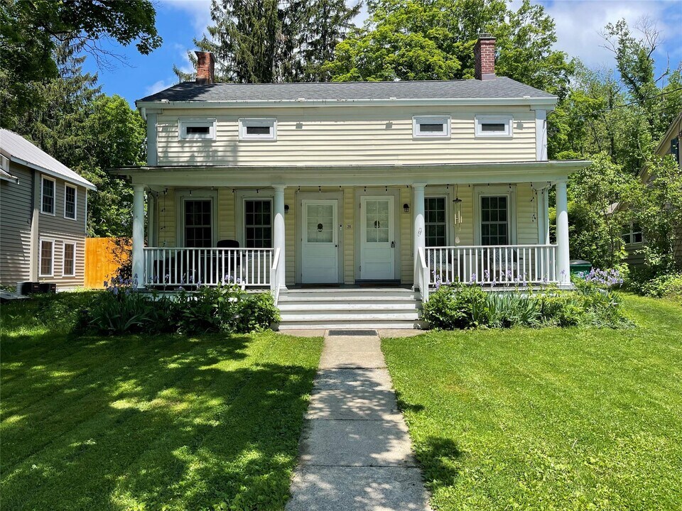 29 Verbank Village Rd in Verbank, NY - Building Photo