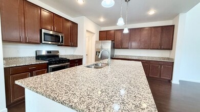 822 Marine Corps Dr in Monument, CO - Building Photo - Building Photo