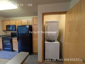155 Market St in Sun Prairie, WI - Building Photo - Building Photo