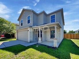 11830 Briarton Pass in San Antonio, TX - Building Photo