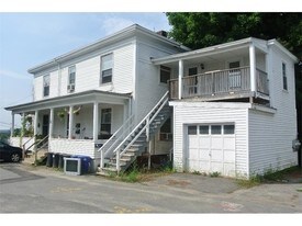 2 Noyes Ct in Augusta, ME - Building Photo
