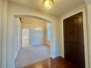 775 Painter Ct in Gilroy, CA - Foto de edificio - Building Photo