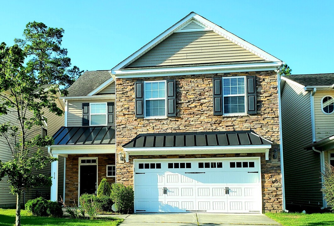 214 Station Dr in Morrisville, NC - Building Photo