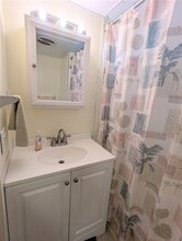 1702 Olympia Fields St in Sarasota, FL - Building Photo - Building Photo