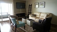 824 Cliffs Dr, Unit 203 photo'