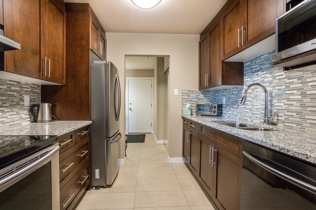 property at 5125-5125 Riverbend Rd NW