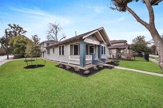 216 Munford St in Houston, TX - Building Photo - Building Photo