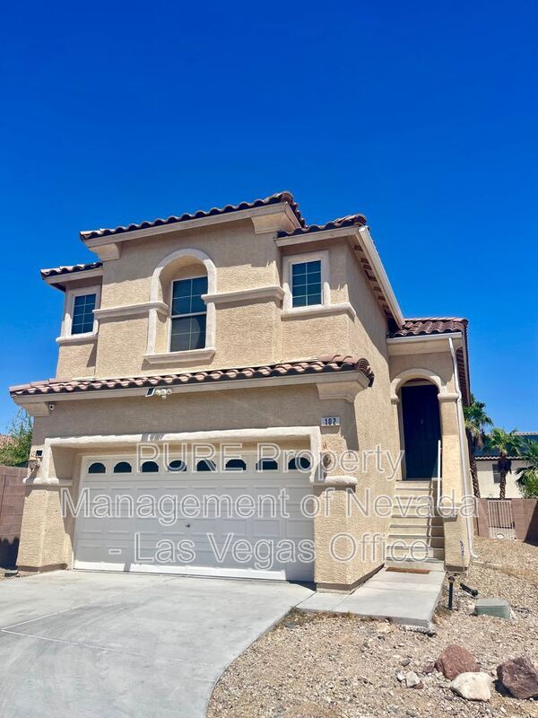 102 La Padania Ave in Las Vegas, NV - Building Photo - Building Photo