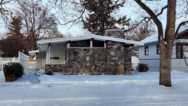 property at 416 Evans Ave