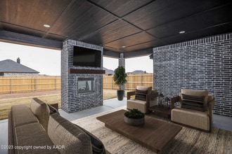504 Country Club Dr in Canyon, TX - Foto de edificio - Building Photo