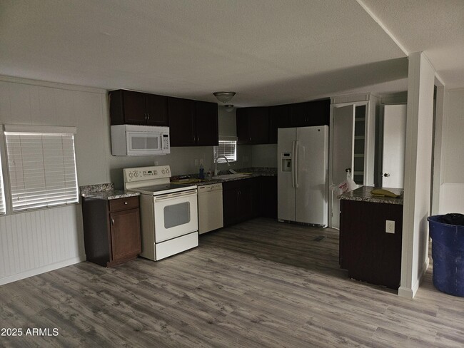 720 S 97th Pl in Mesa, AZ - Building Photo - Building Photo
