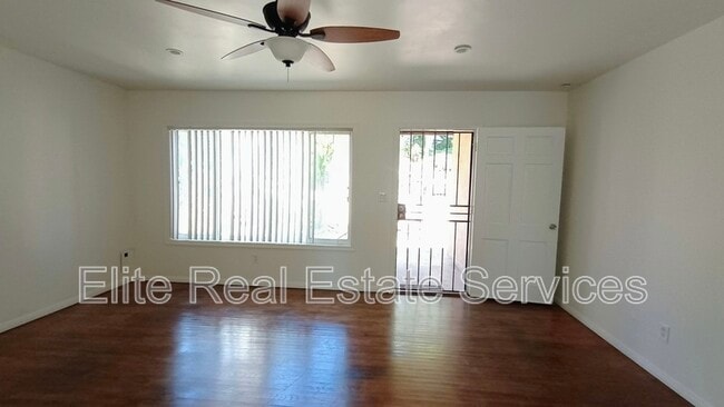 5130 Savannah St in San Diego, CA - Building Photo - Building Photo