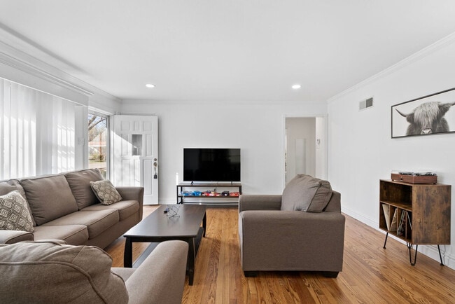 1315 Washington St, Unit SI ID1472897P in Florissant, MO - Building Photo - Building Photo