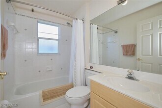 5507 SW 14th Pl in Cape Coral, FL - Building Photo - Building Photo