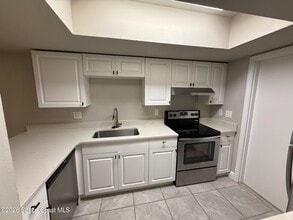 1425 Croftwood Dr in Melbourne, FL - Building Photo - Building Photo