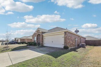 1909 Sorghum Dr in Princeton, TX - Building Photo - Building Photo