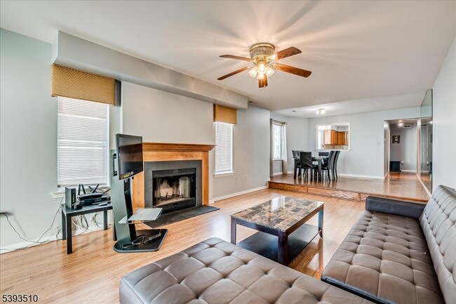 property at 2102 Amanda Ct