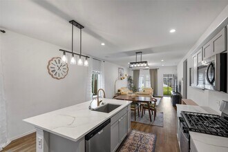 5223 Mossdale Blf Ln in Spring, TX - Building Photo - Building Photo